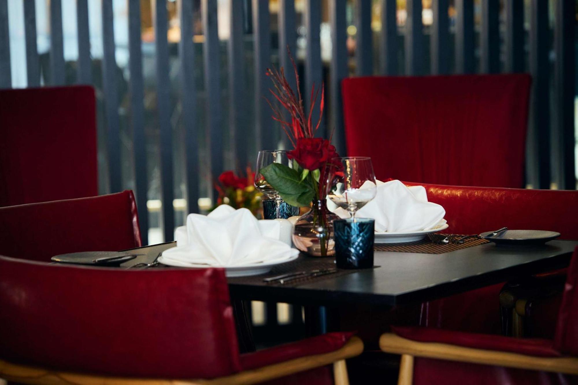 Hilton Kinshasa Hotel Exterior photo